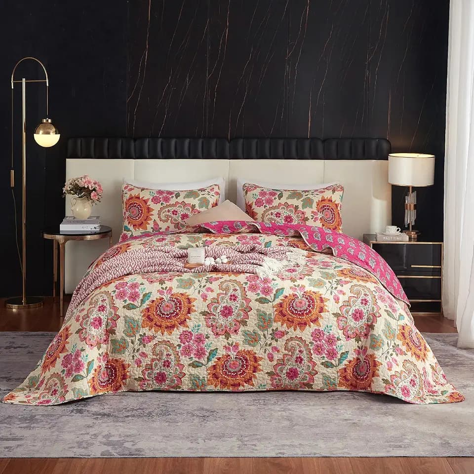 100% Cotton Boho Quilt Set Queen Vibrant Bohemian Paisley Bed Coverlet