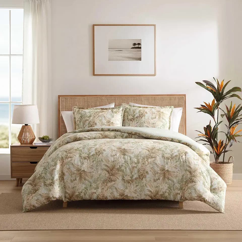 Tommy Bahama - Tropical Queen Size Comforter Set with Matching Shams
