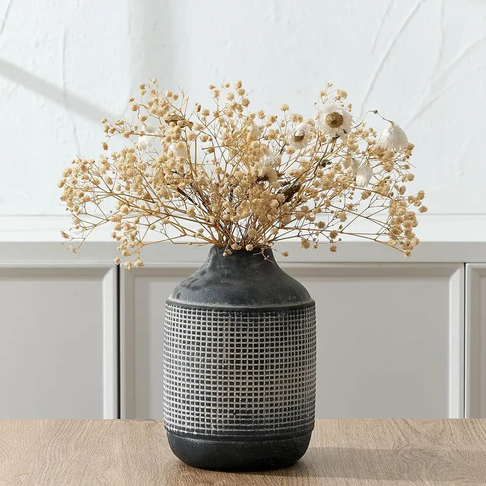 SIDUCAL Ceramic Rustic Farmhouse Vase, Sand Glaze Finish Boho Vase, Pottery Decorative Flower for Home Decor, Table, Living Room Decoration, Shelf Decor, Mantel, 7.4 Inch, Black