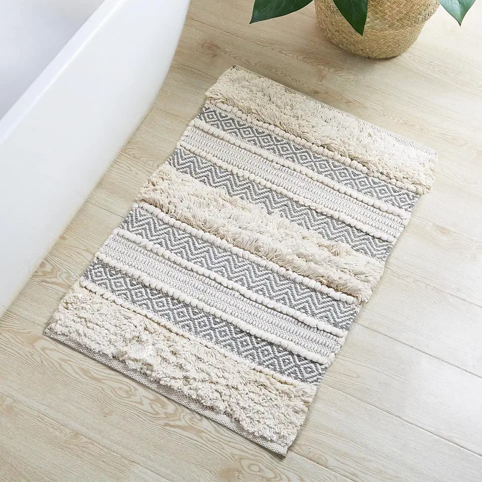 INK+IVY Asher Non-Slip Bath Rug Absorbent Quick Dry Striped, 20 x 32, Grey