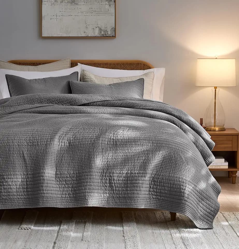 palassio Striped Dark Grey 100% Cotton Quilt Queen Size Bedding Sets, Lightweight Crinkly Channel Pick Stitch Textured Bedspread Soft Shabby Chic Farmhouse Country Coverlet for All Season, 2 Shams