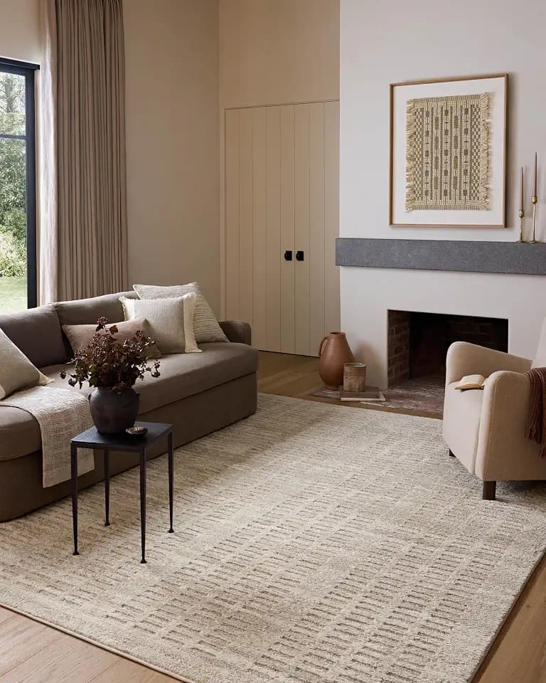 Loloi Amber Lewis Monty Ivory/Beige 4'-0" x 6'-0" Accent Rug