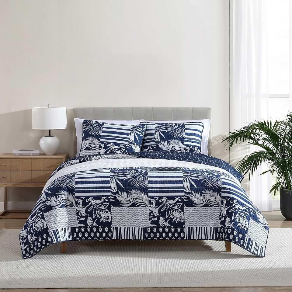 Nautica - Soft Queen Quilt Set with Shams, Lightweight Bedding