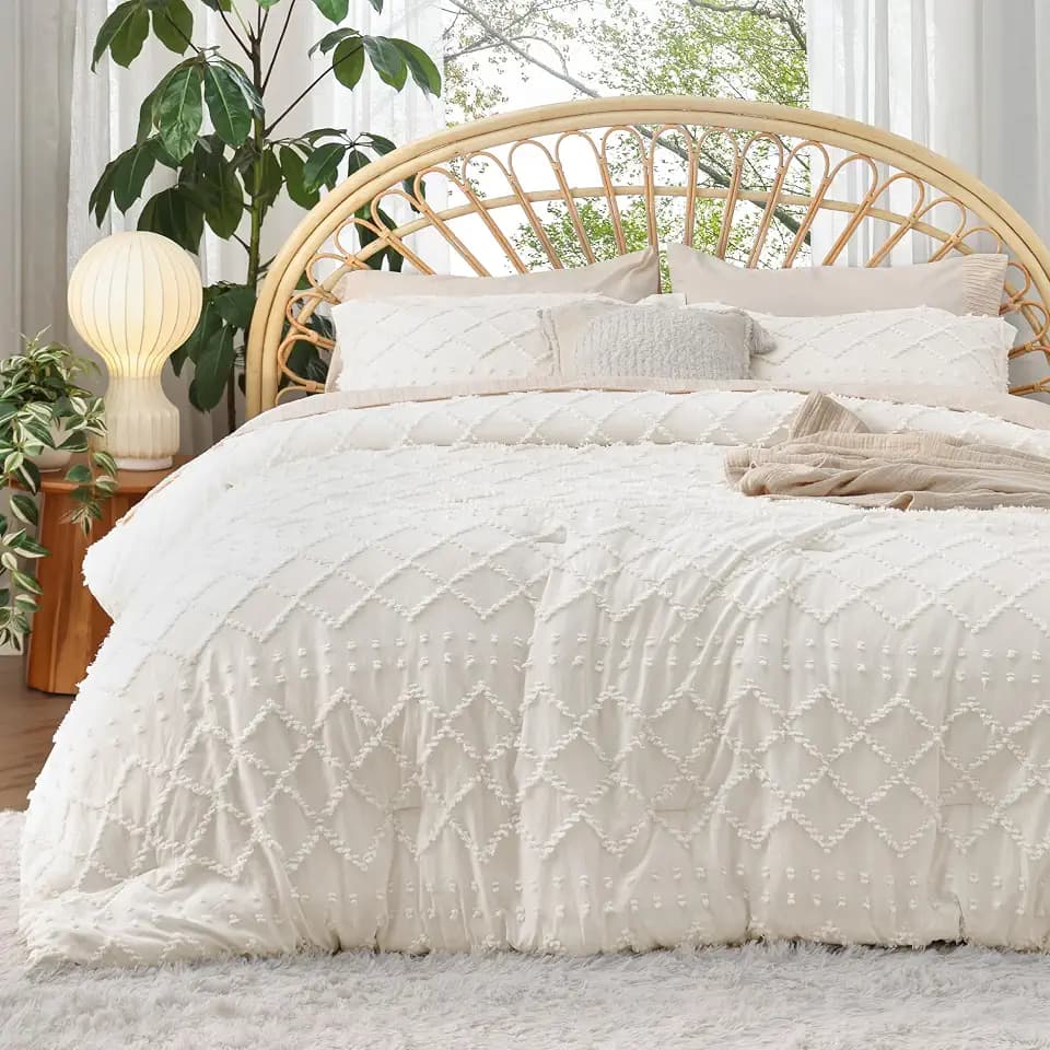 Bedsure Boho Tufted Comforter Set, Farmhouse-Style Bedding Ivory Full