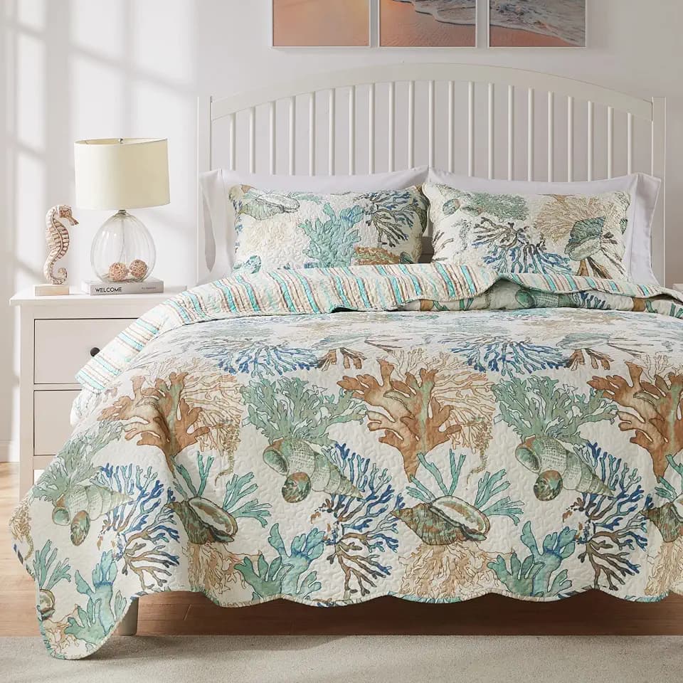 Greenland Home Atlantis Coastal Sea Coral Oversized Reversible Quilt Set, 3-Piece Full/Queen, Jade