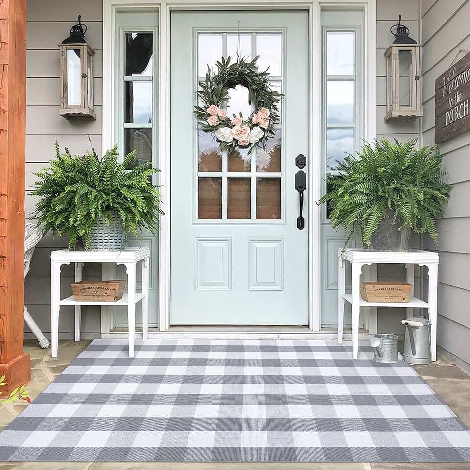 IOHOUZE 4x6 Buffalo Plaid Outdoor Rug, Washable Front Porch, Grey White