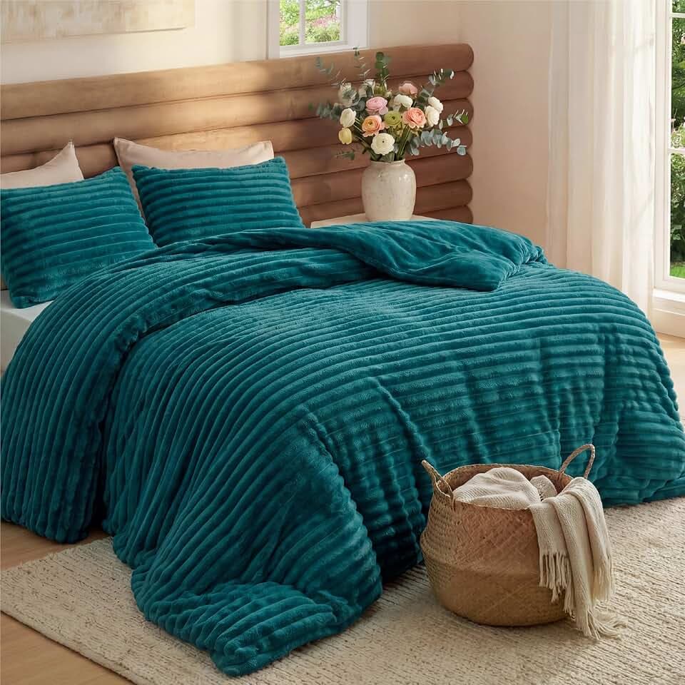 Bedsure King Fluffy Comforter Set, Cozy Fleece Teal Bedding