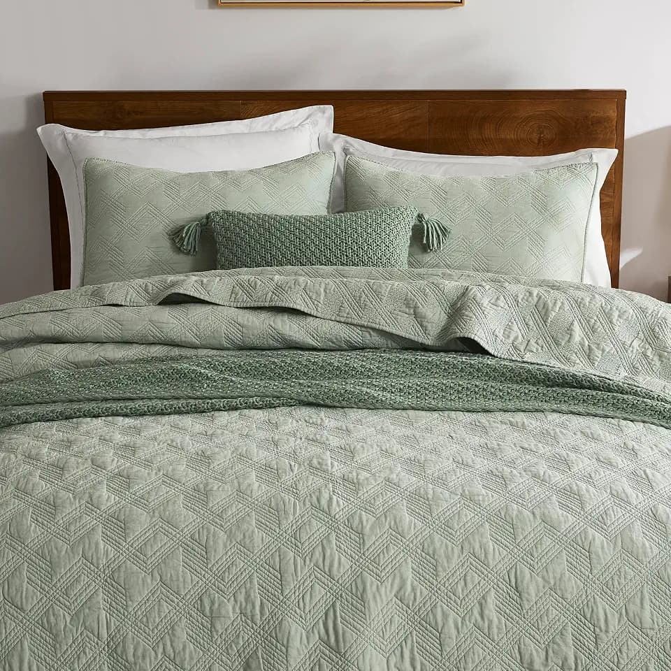 WDCOZY 100% Cotton King Size Quilt Set - Sage Green Pre-Washed Soft Lightweight Modern Bedspread, Farmhouse Country Rustic Coverlet, Textured Like Linen, Shabby Chic Gauze Bedding, 3 Pieces