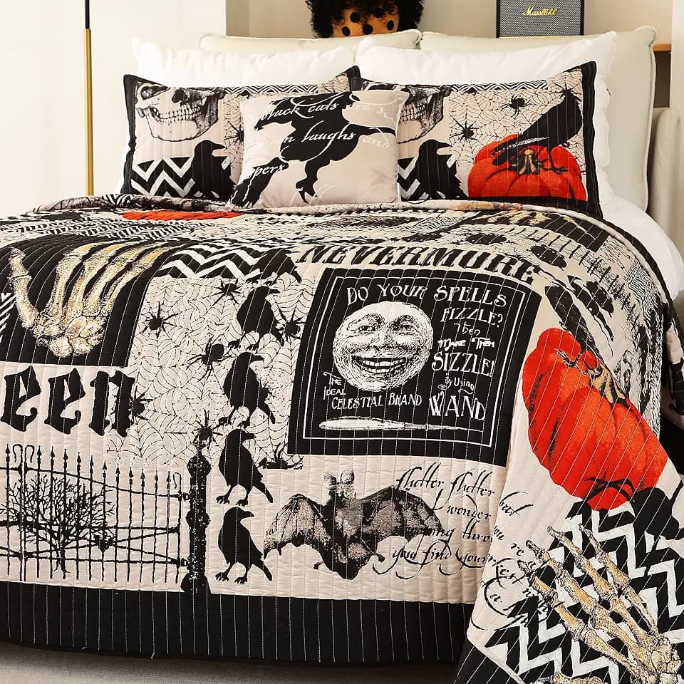 Cmfshape Halloween Bedspread,Black Quilt Set Queen Size,Pumpkin Ghost Festival Themed Bedding Set,Decorative Quilted 4 Piece Coverlet Set with 3 Pillow Shams(Black,Queen90 x90)