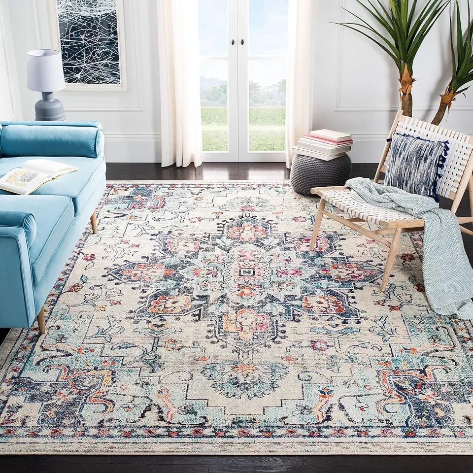 SAFAVIEH Madison Square Rug 10', Traditional Cream & Blue MAD473B