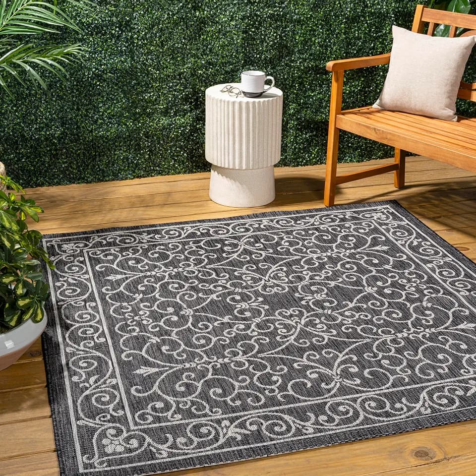 JONATHAN Y Vintage Filigree Indoor Outdoor Square Area Rug 4X4 Black/Gray, Charleston Textured Weave for Backyard, Patio, Porch, Easy-Cleaning, High Traffic, Pet-Friendly, Non-Shedding (SMB106G-4SQ)